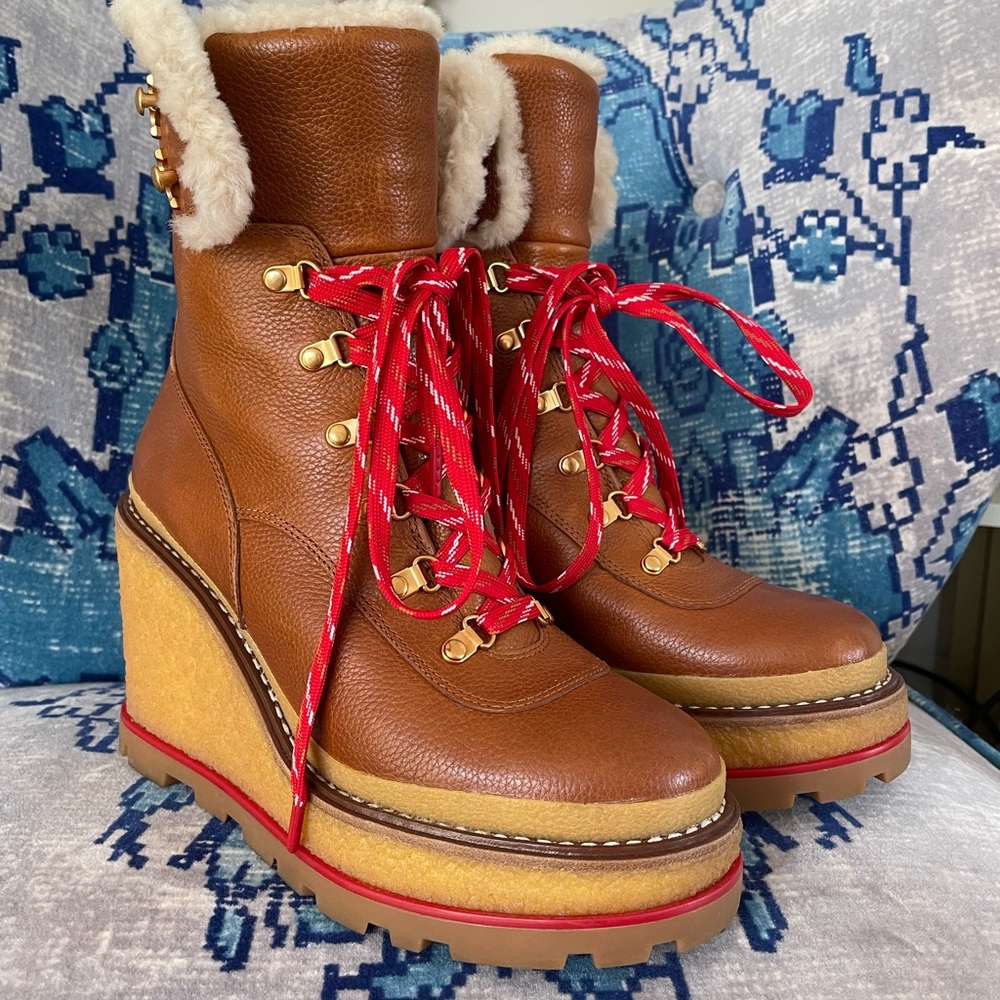 Tory Burch Hiker Wedge Shearling BootieW/box - Picture 4 of 9